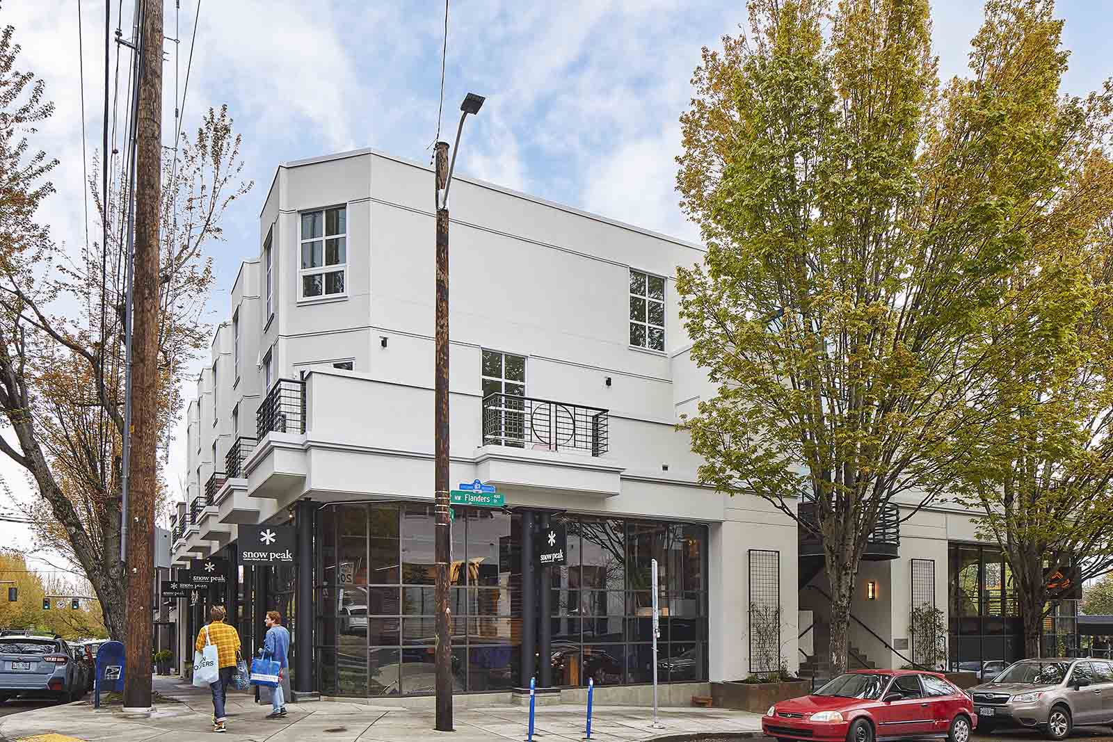 nw-portland-condo-building-exterior-side NW 23rd and Flanders Portland building exterior