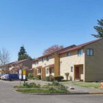 Oak Crest apartments exterior