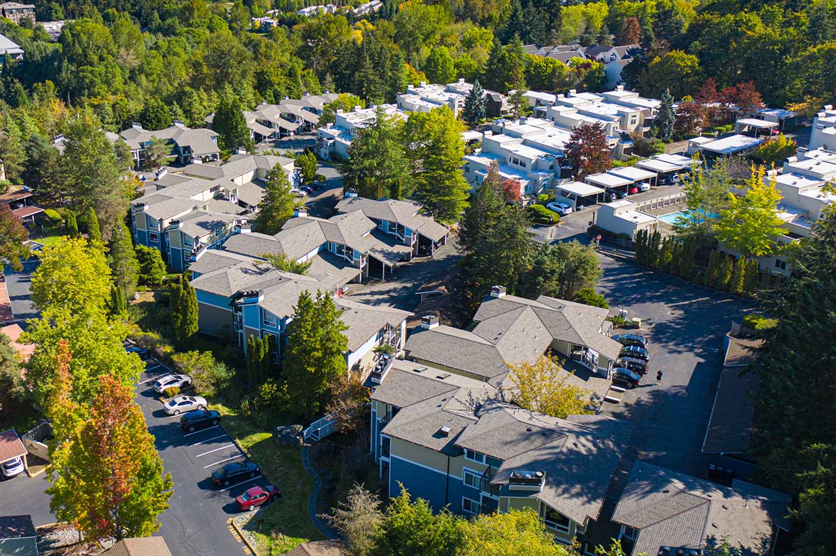 gull-val-condominium-exterior-repairs-completed-2 Gul Val condominium repairs drone view